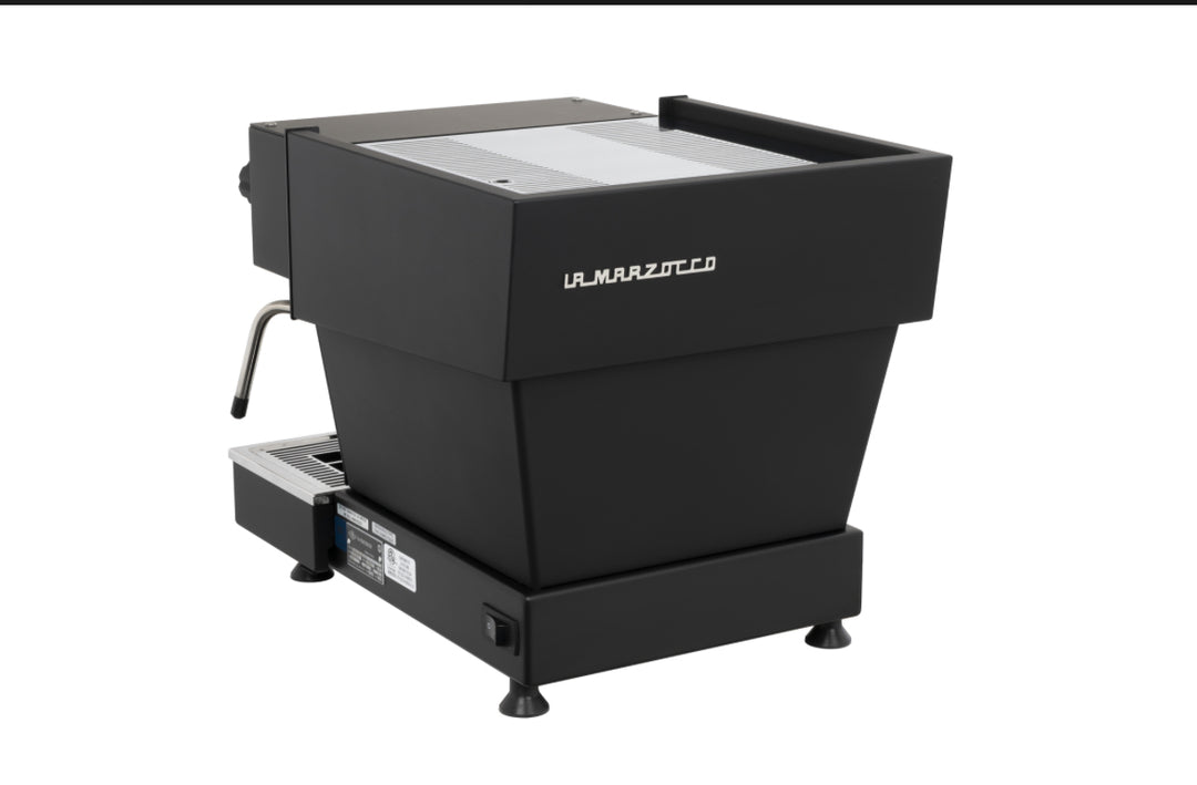 La Marzocco Linea Mini R en Negro – Vista Detallada – Coffee Coaching Club 3