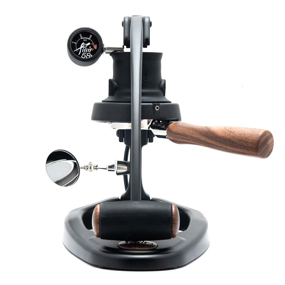 Flair 58+2 mit bodenlosem 58-mm-Siebträger – Coffee Coaching Club 2