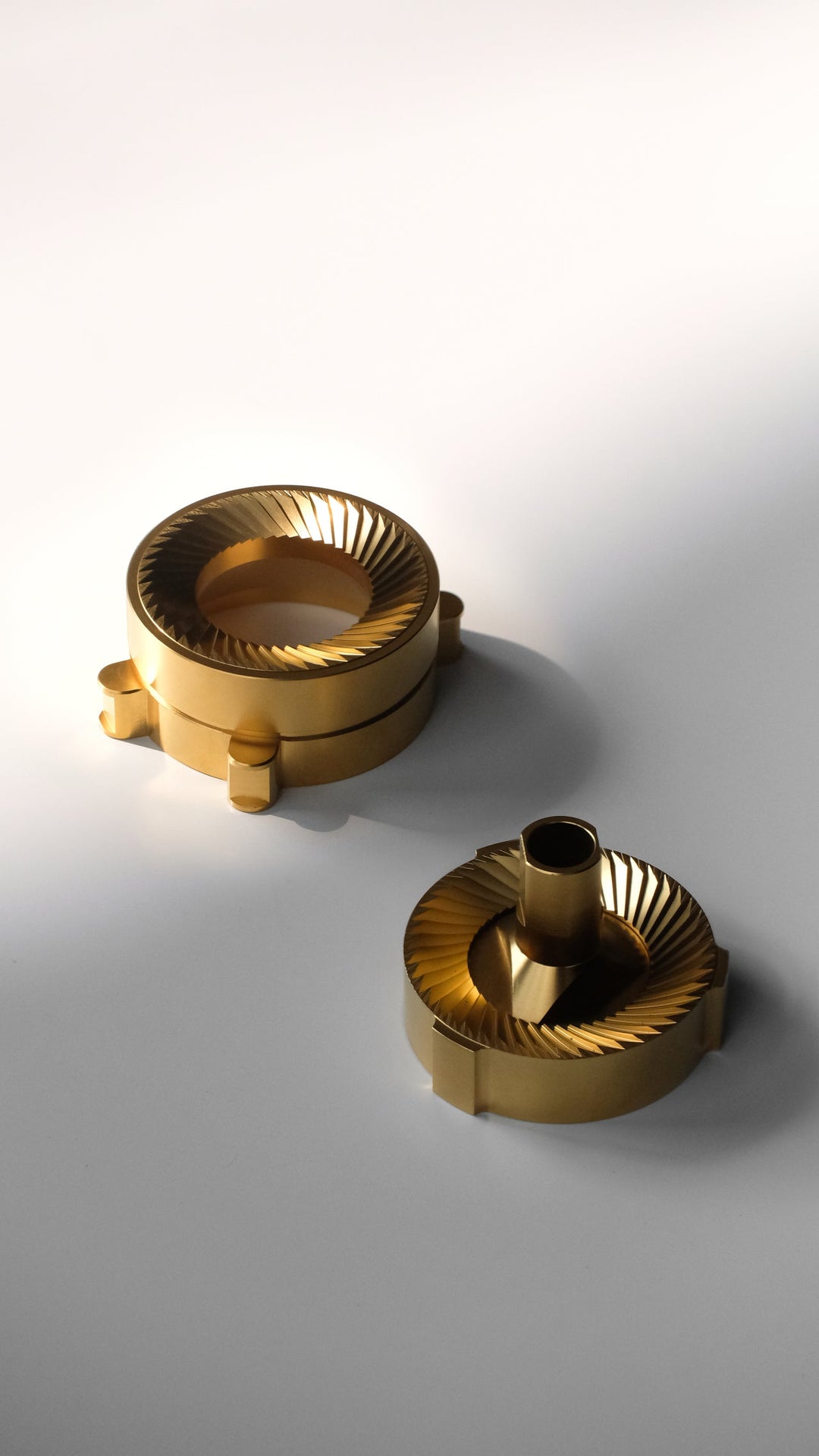 Varia VS6 Gold Titanium burrs detail view – Coffee Coaching Club 2