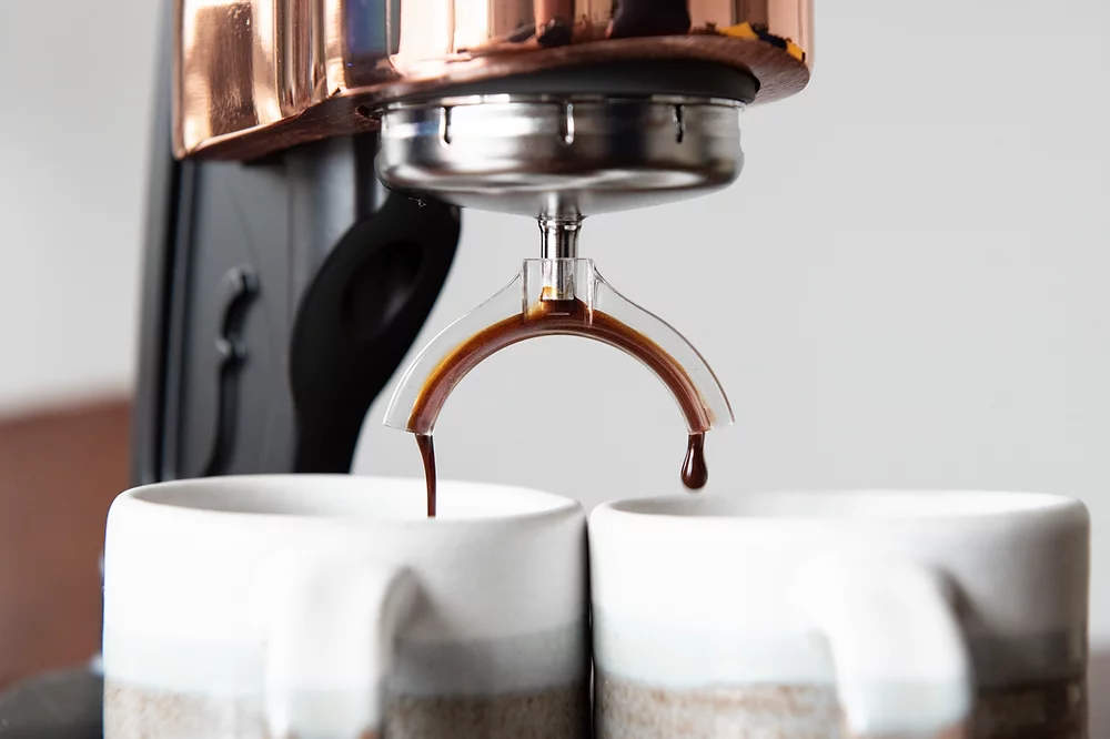 El Flair Split Spout reparte el shot en dos tazas – Coffee Coaching Club 2
