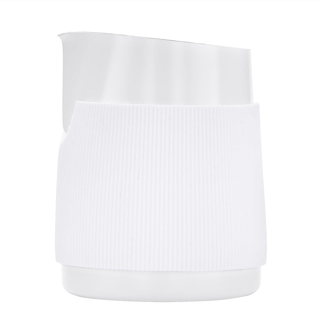 Normcore Jarra de Leche 450 ml Blanca, Escala Interior desde Arriba – Coffee Coaching Club 4