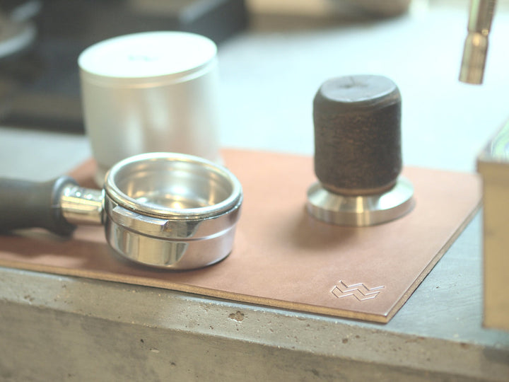 Weber Workshops leather tamping mat brown – Coffee Coaching Club 4
