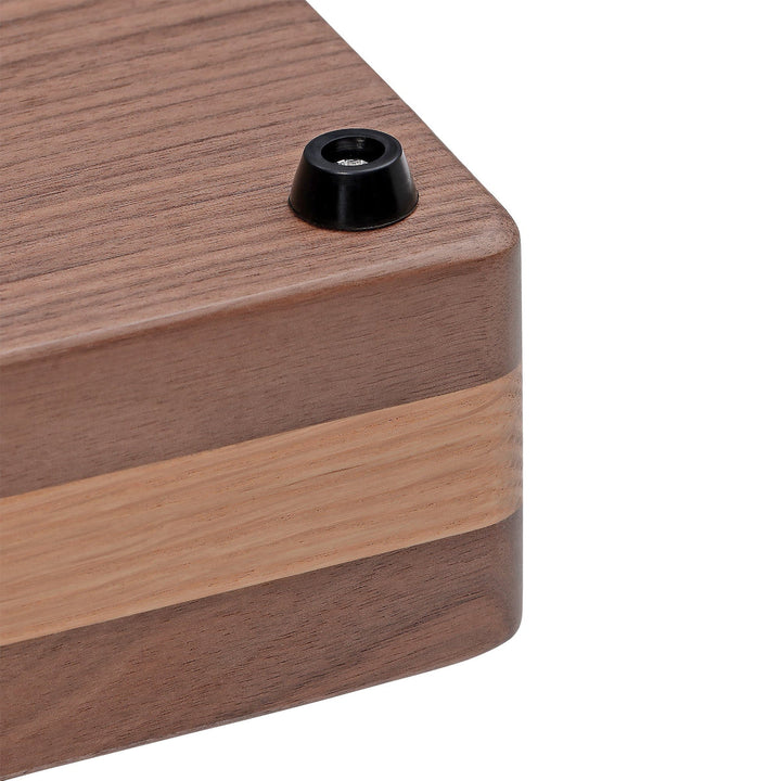 Normcore Holz-Tampingstation auf der Arbeitsfläche – Coffee Coaching Club 7
