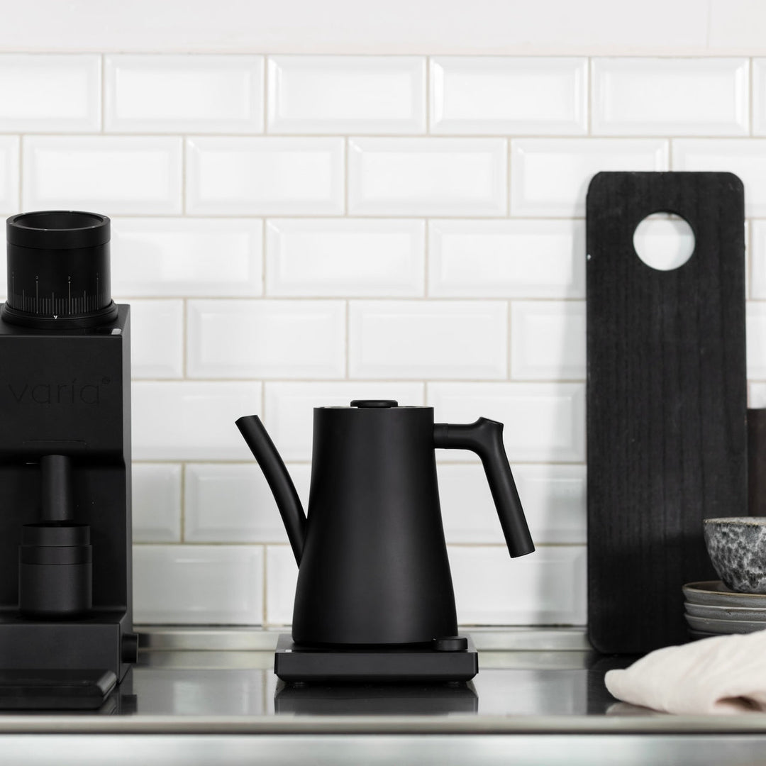Varia AURA Hervidor 1.5L Detalle Boquilla High-Flow – Coffee Coaching Club 5