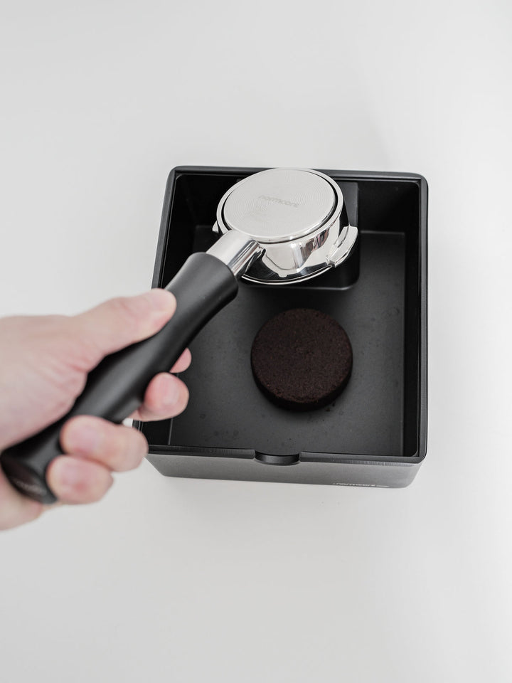 Normcore Compact Espresso Knock Box vista dettagliata – Coffee Coaching Club 6