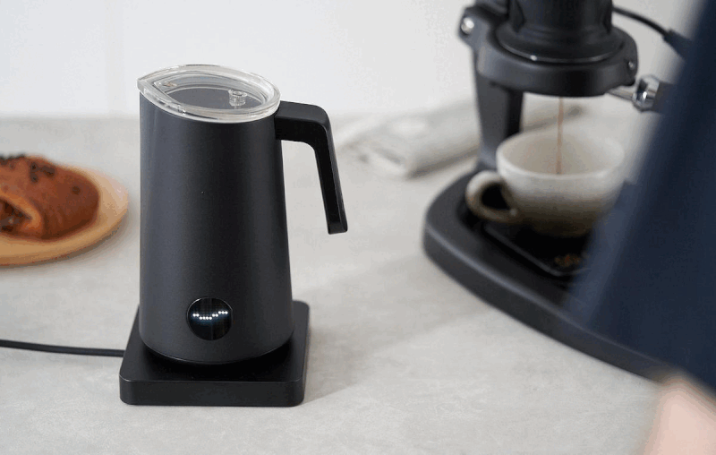 Subminimal Nanofoamer Pro GEN2 – Animación del Flujo de Trabajo – Coffee Coaching Club