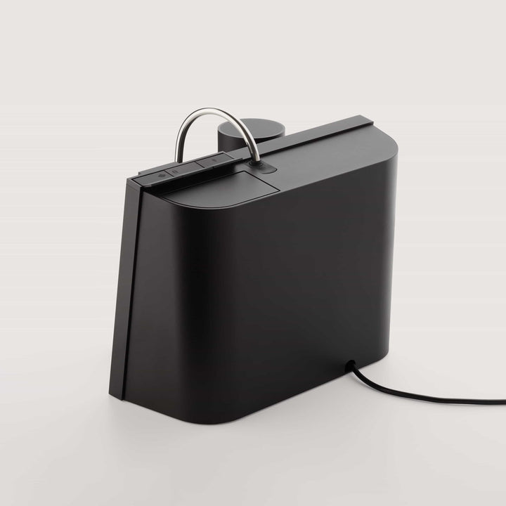 Ligre Youn machine à espresso design en noir mat avec accent en hêtre – Coffee Coaching Club