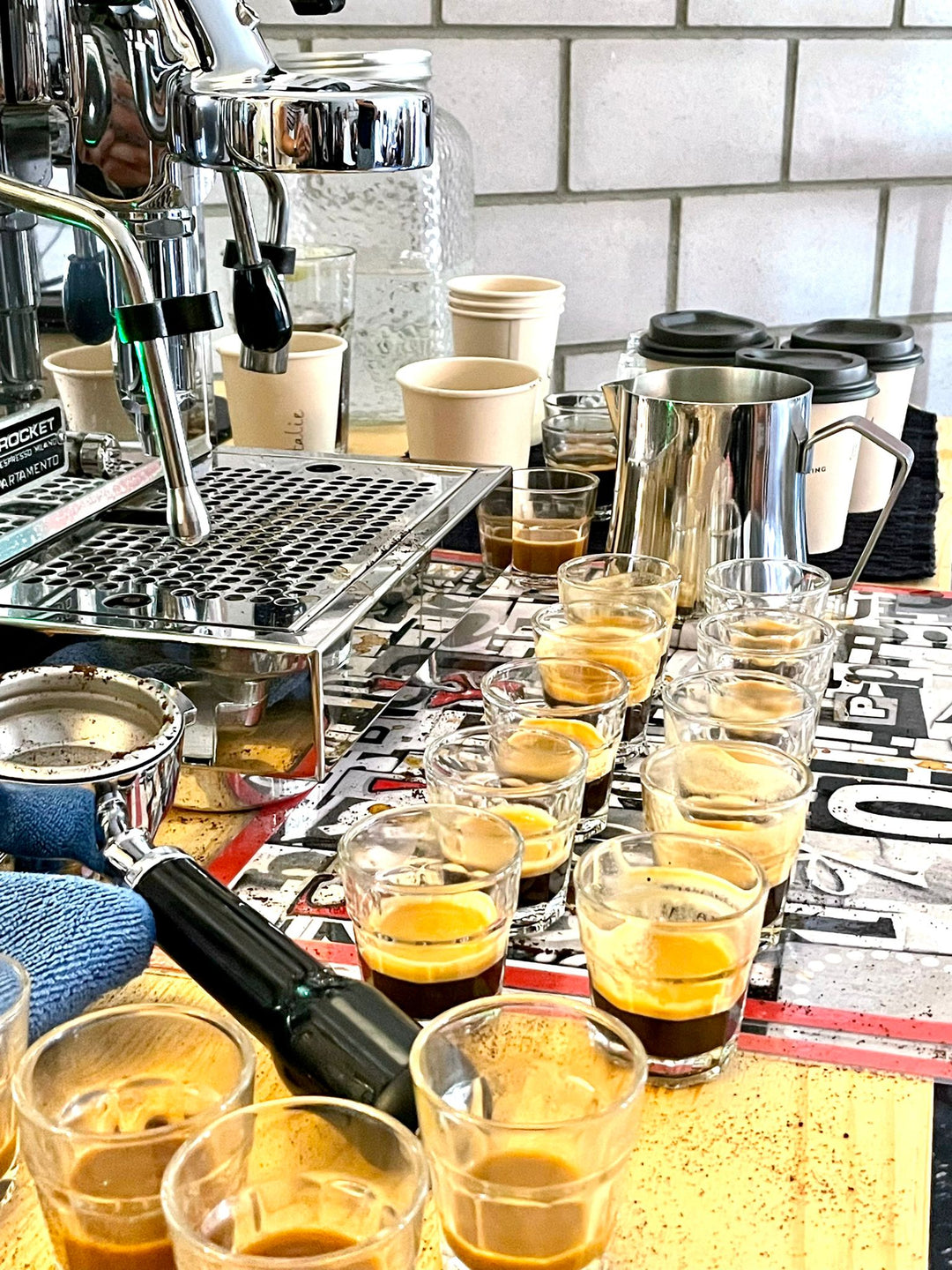 Team Event Workshop – Varios vasos de espresso para la cata en grupo – Coffee Coaching Club