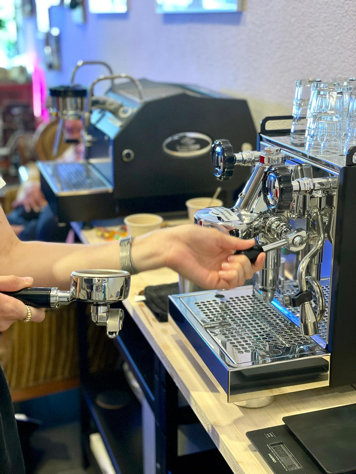 Team Event Workshop – Práctica en la máquina de espresso – Coffee Coaching Club