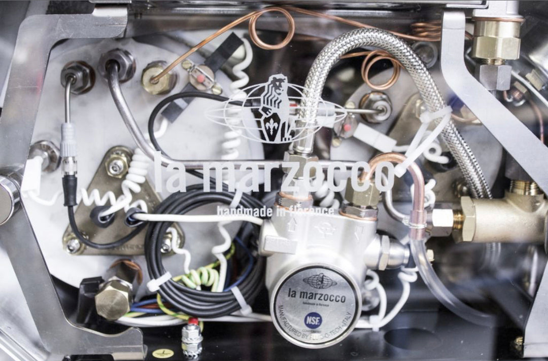 La Marzocco GS3 Seitenwände Glas transparent Detail – Coffee Coaching Club 2